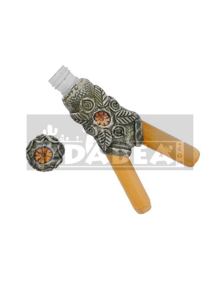 Kuripe avec Snuff Container