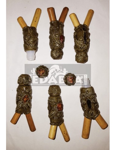 Kuripe con contenitore integrato - Accessorio artigianale Kuntanawa